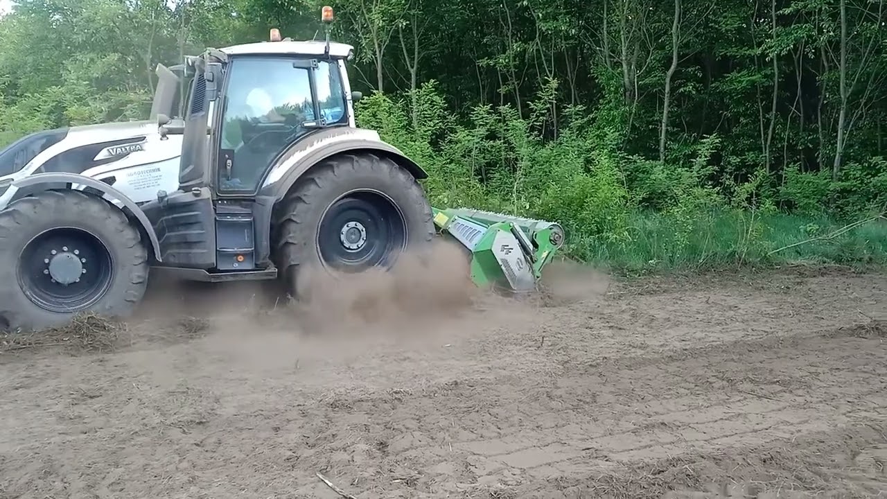 Mulczowanie działki z zarośli, zakrzaczeń i zadrzewień za pomocą mulczera wgłębnego cz.2