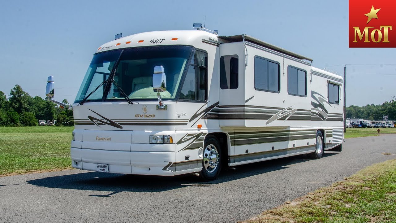 Motorhomes of Texas 2000 Foretravel Grand Villa GV 320 # C2404 SOLD