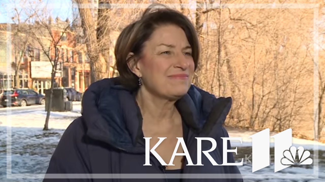 Sen. Klobuchar speaks in Minneapolis after woman killed by ICE agent