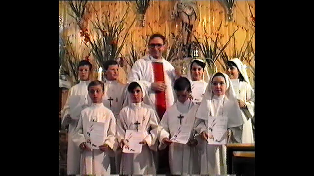 Prima comunioni nella parrocchia Cristo Re a Mussomeli - (1986)