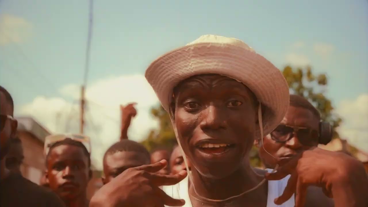 J-black feat @McBABAofficiel planage (clip officiel)