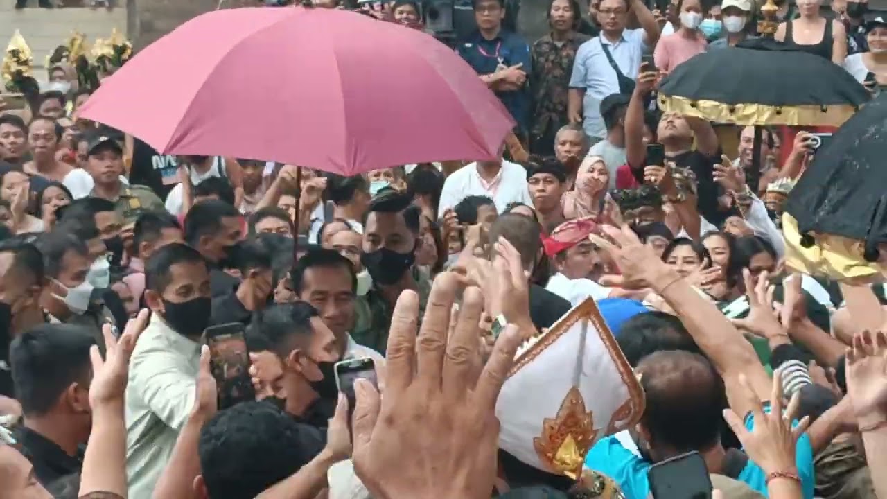 Presiden Joko Widodo mengunjungi Pasar Seni Sukawati 2023