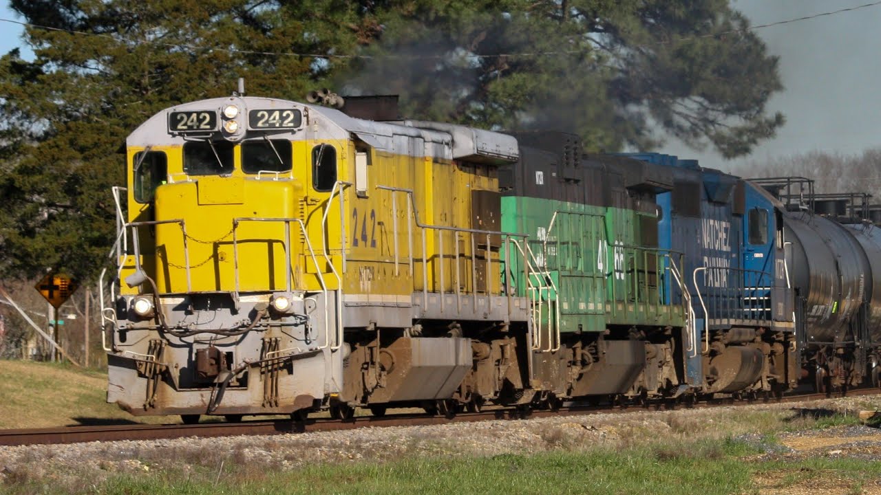 The Natchez Railway! (Classic GE Dash 7s)