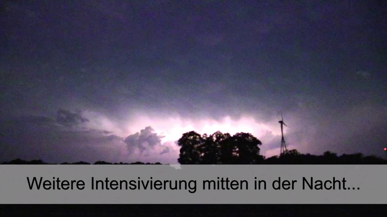 Heftiges Wetterleuchten inkl. Ausbildung einer Shelf bei Telgte / Münster: Nacht zum 24. Juni 2016