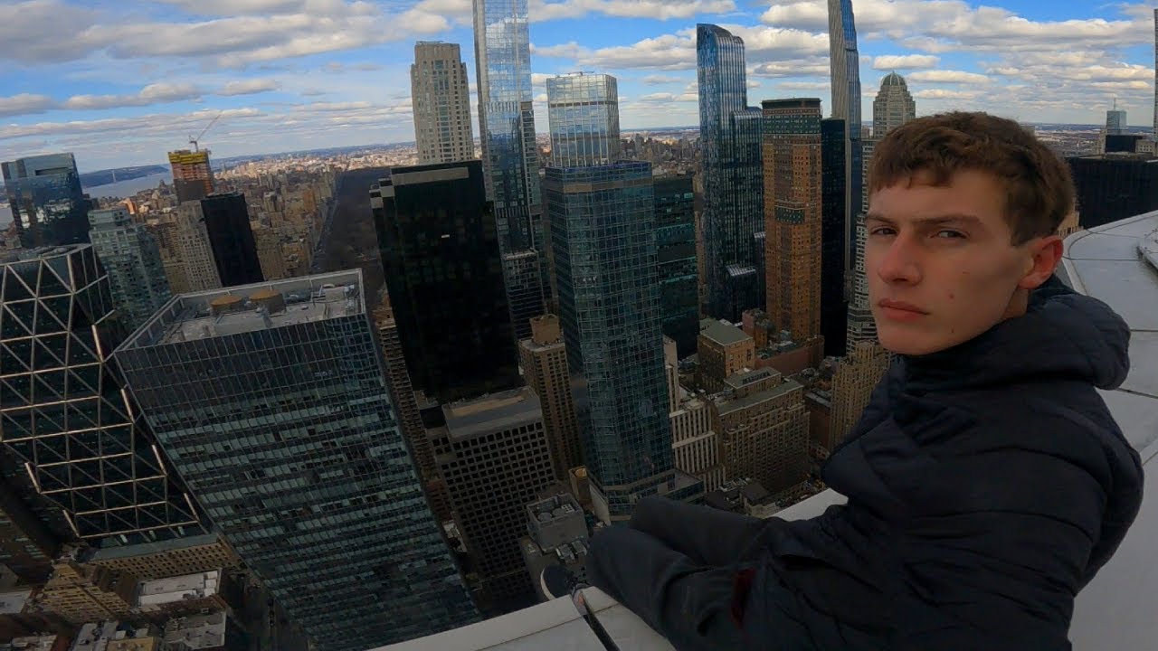 I infiltrate a 230-meter skyscraper in Manhattan
