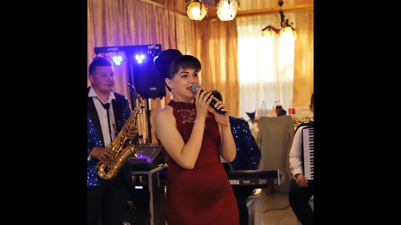 Diana Leaha și Formația Frații Simedrea - Am trei flori în pălărie. Colaj Bihor Live 2020