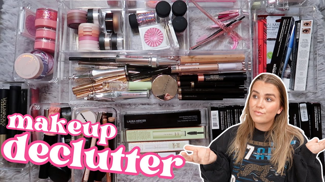 VLOGMAS DAY 8: *decluttering* my makeup collection 🤍 2024