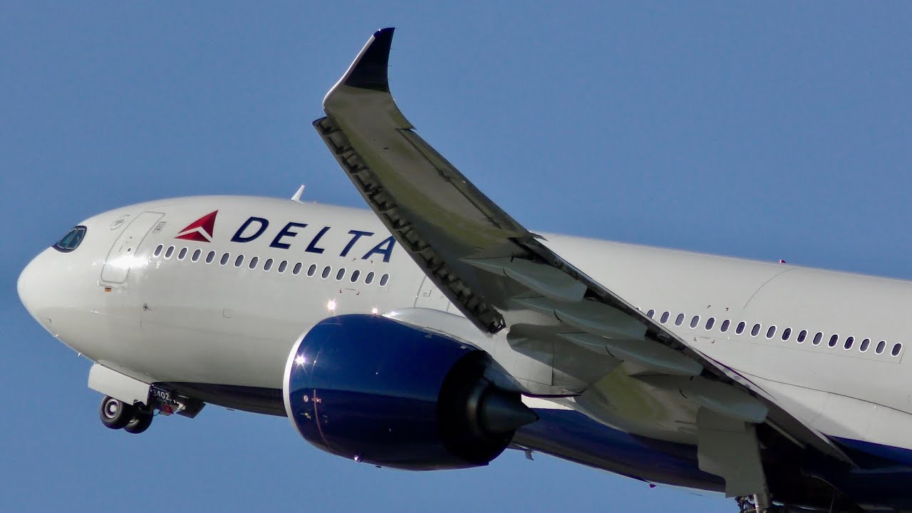 Delta A330 NEO Roaring Takeoff at MSP Airport