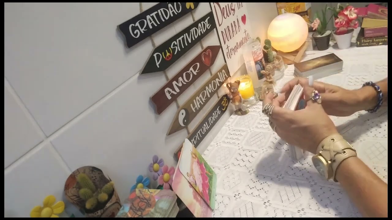 QUER GRITAR O QUANTO TE AMA!!! Não 😔 aguenta mais segurar no peito o sentimento guardado por vc 🥺💔