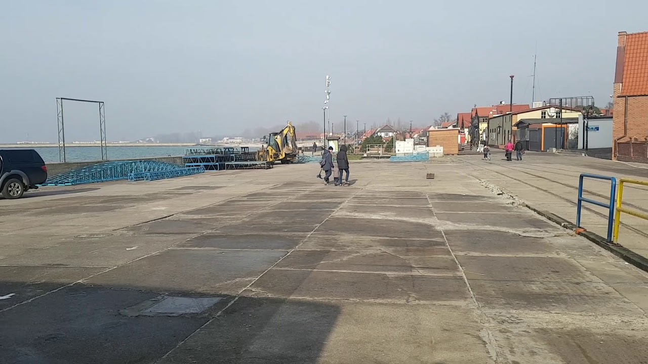 Rozpoczęły się prace nad następnym etapem  Zagospodarowania Bulwaru Nadmorskiego w Helu. 19.02.2019