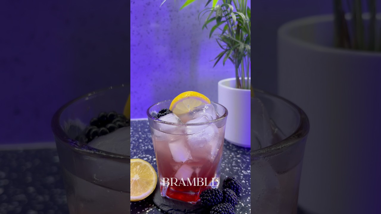 bramble🍋💜 #drink #drinkingwater  #bartender #drinkin #drinkporn #bar #bars #cocktails #cocktail