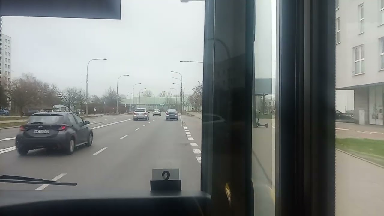 Przejazd Mercedes-Benzem Conecto G #6241 na linii 186 w kierunku Banacha Trasa Zmieniona