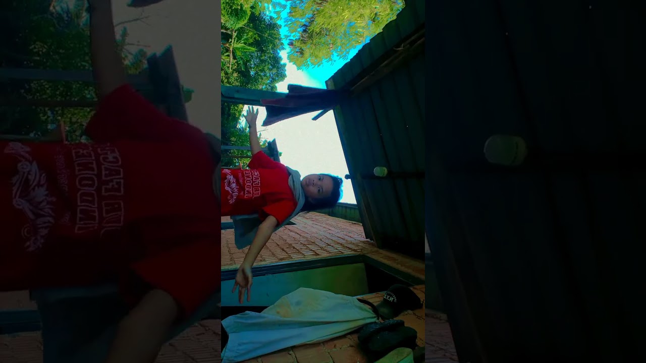 sekali-sekali aku mau lihatin muka aku