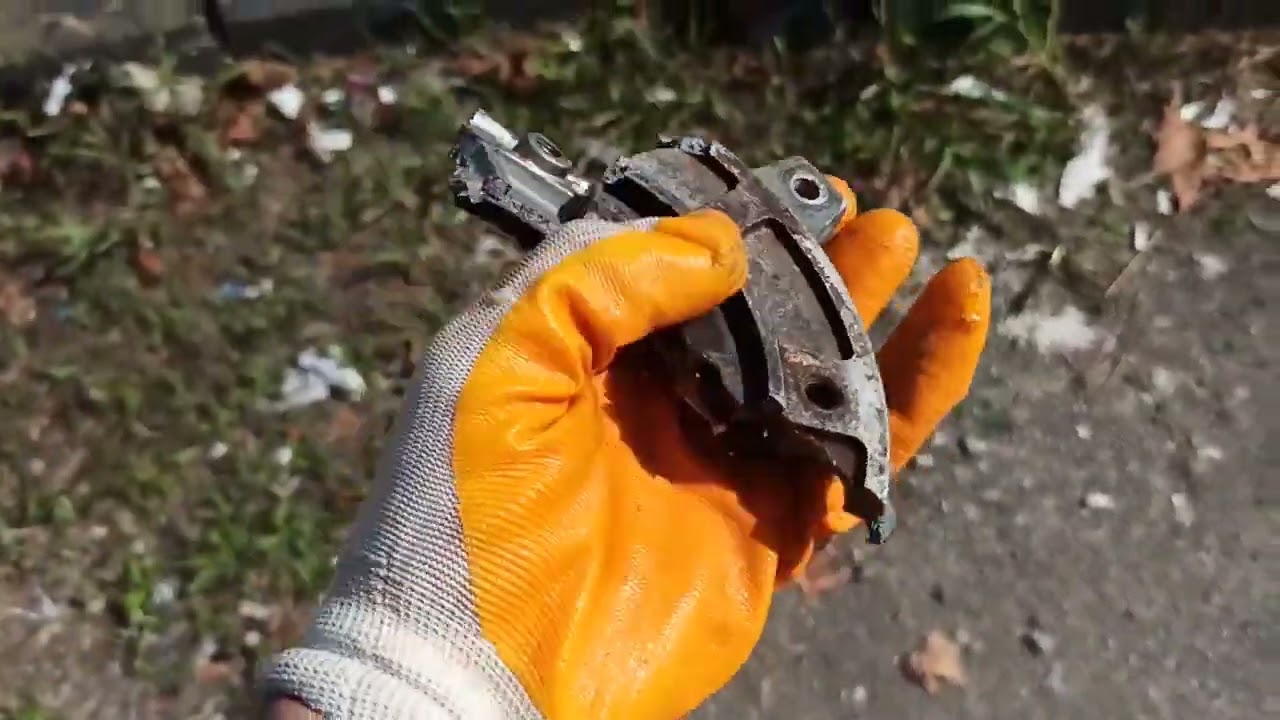Yağmur Sonrası Alüminyum Kutu Toplama