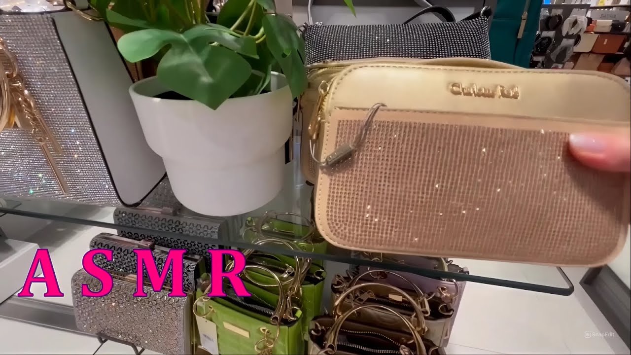 ASMR in the supermarket. Gives 100% goosebumps . (No talking)
