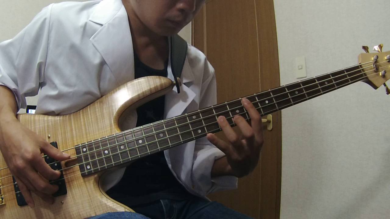 【Solo Bass】  Moon River/Audrey Hepburn  2016/10/9