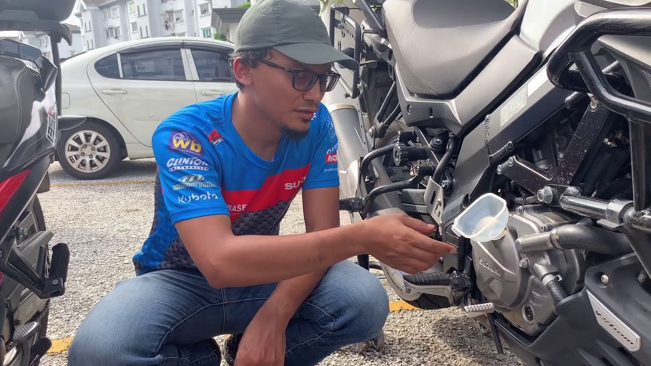 Servis Motor 25687km Suzuki V-Strom Hi Tech Plus Lubricant