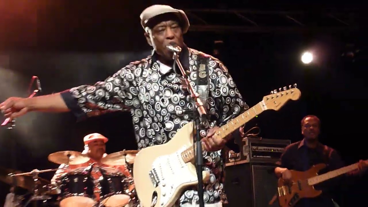 Buddy Guy - Nobody Understands Me But My Guitar - Enmore Theatre - Australia - 2012