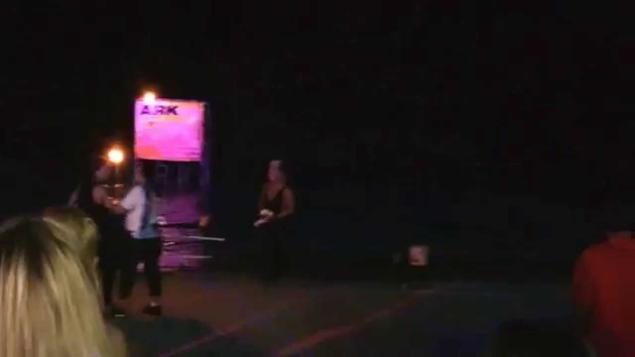 Samui Ark bar fire show