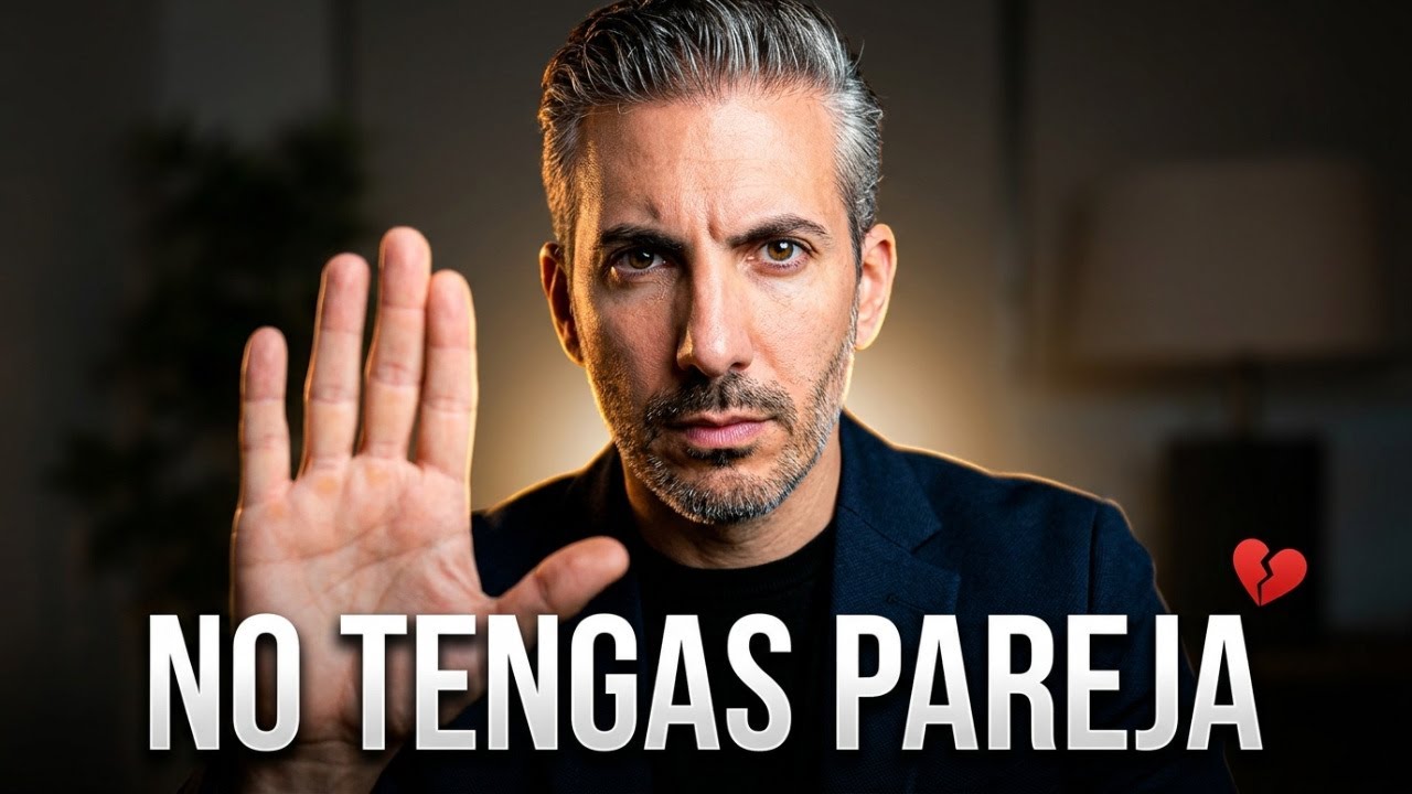 Razones por las que no deberías tener pareja ahora | Johnny Abraham