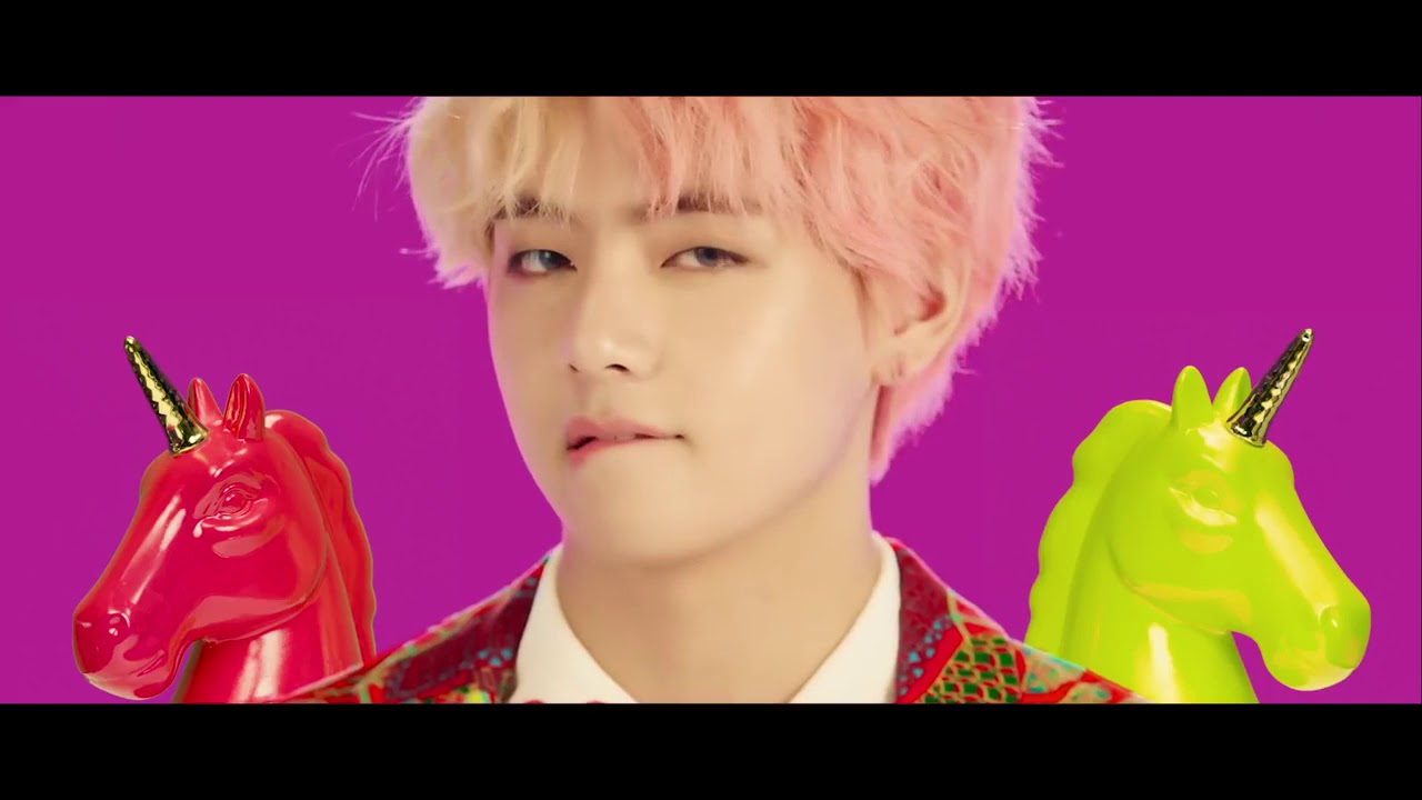 BTS CRACK / Things you didn't notice in BTS - IDOL
