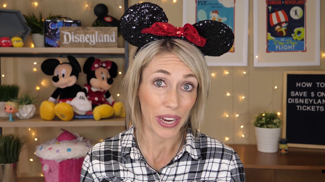 How to Save Money on Disneyland Tickets!