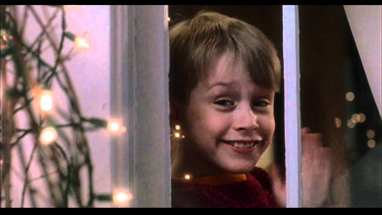 Darlene Love - All Alone on Christmas (A Very Merry Movie Mash-Up)