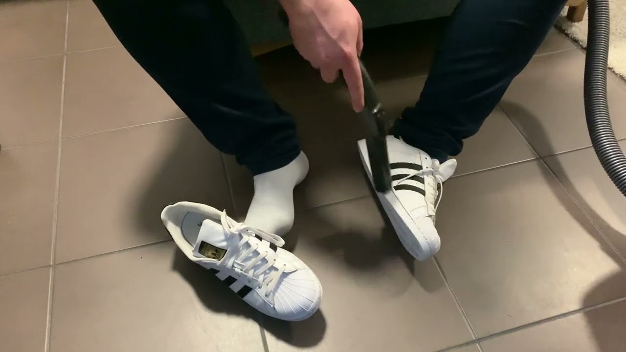 Vaccuming my Superstars in smelly white socks