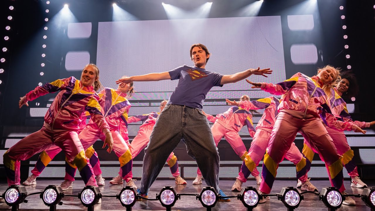 Video video [VI MALER BYEN RØD: THE MUSICAL – Musicalteatret 2024]