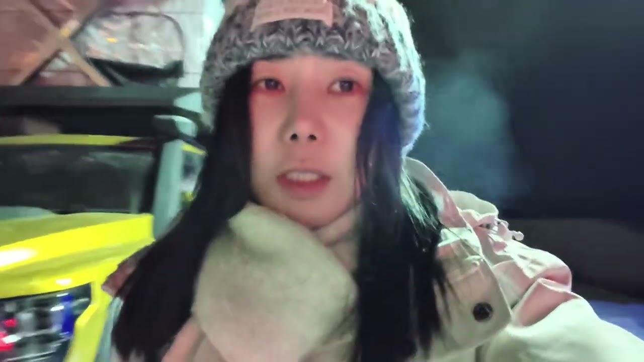 在漠河，我习惯了荒野的星光，竟被这城市的灯光美哭！当然，也第一次热到裸睡...＃皮卡＃皮卡背驮房箱＃户外＃漠河＃自驾游＃柚子房车