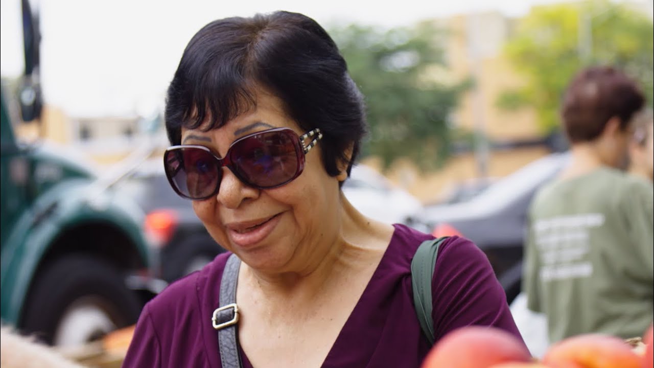 En el Banco de Alimentos de Chicago: Alimentando Esperanzas