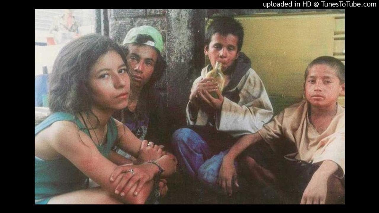 LA MAFIA DEL AMOR-LA VENDEDORA DE ROSAS-