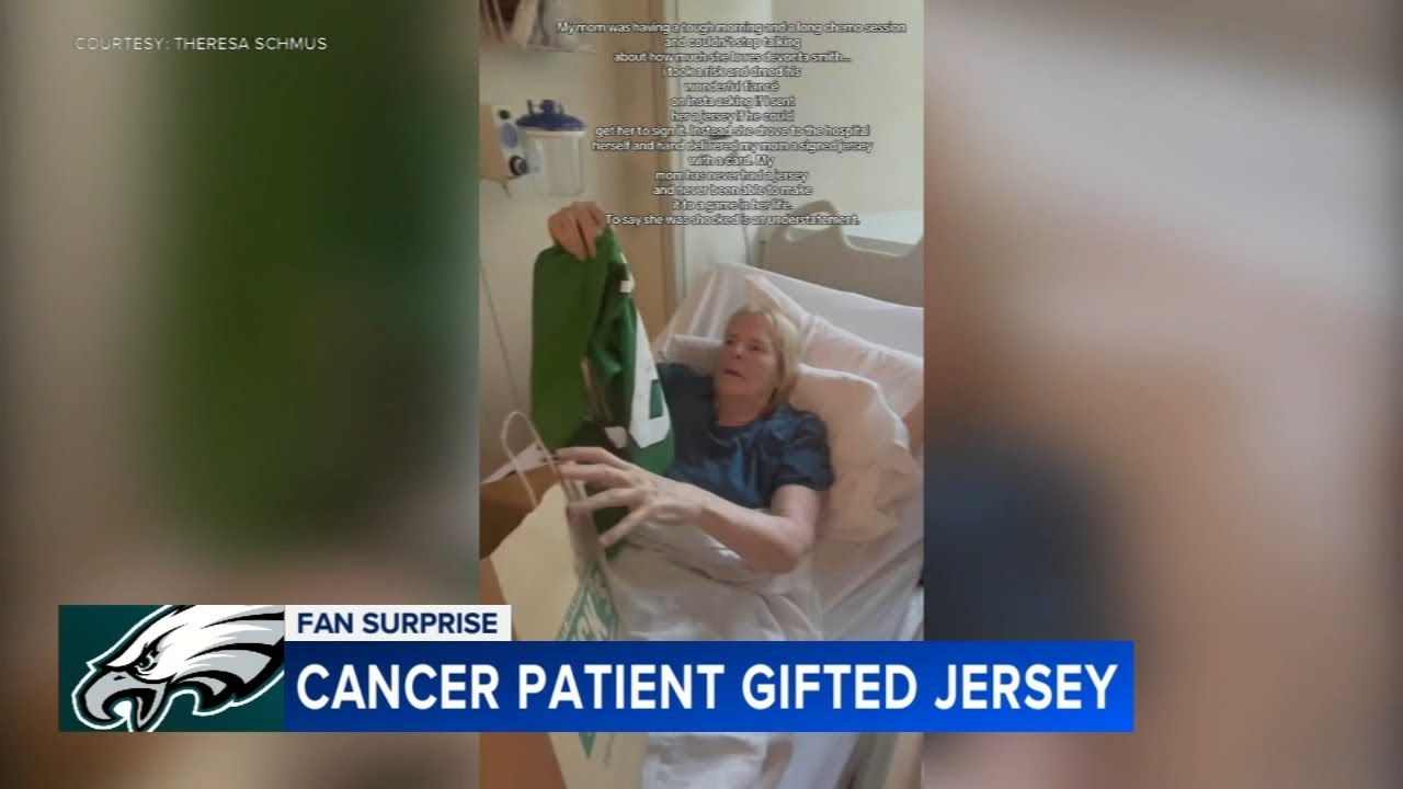 Eagles WR Devonta Smith, fiancé surprise fan battling cancer with autographed jersey