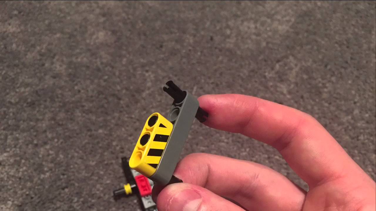 Lego Locus Instructions: The Handle and Main Mechanism