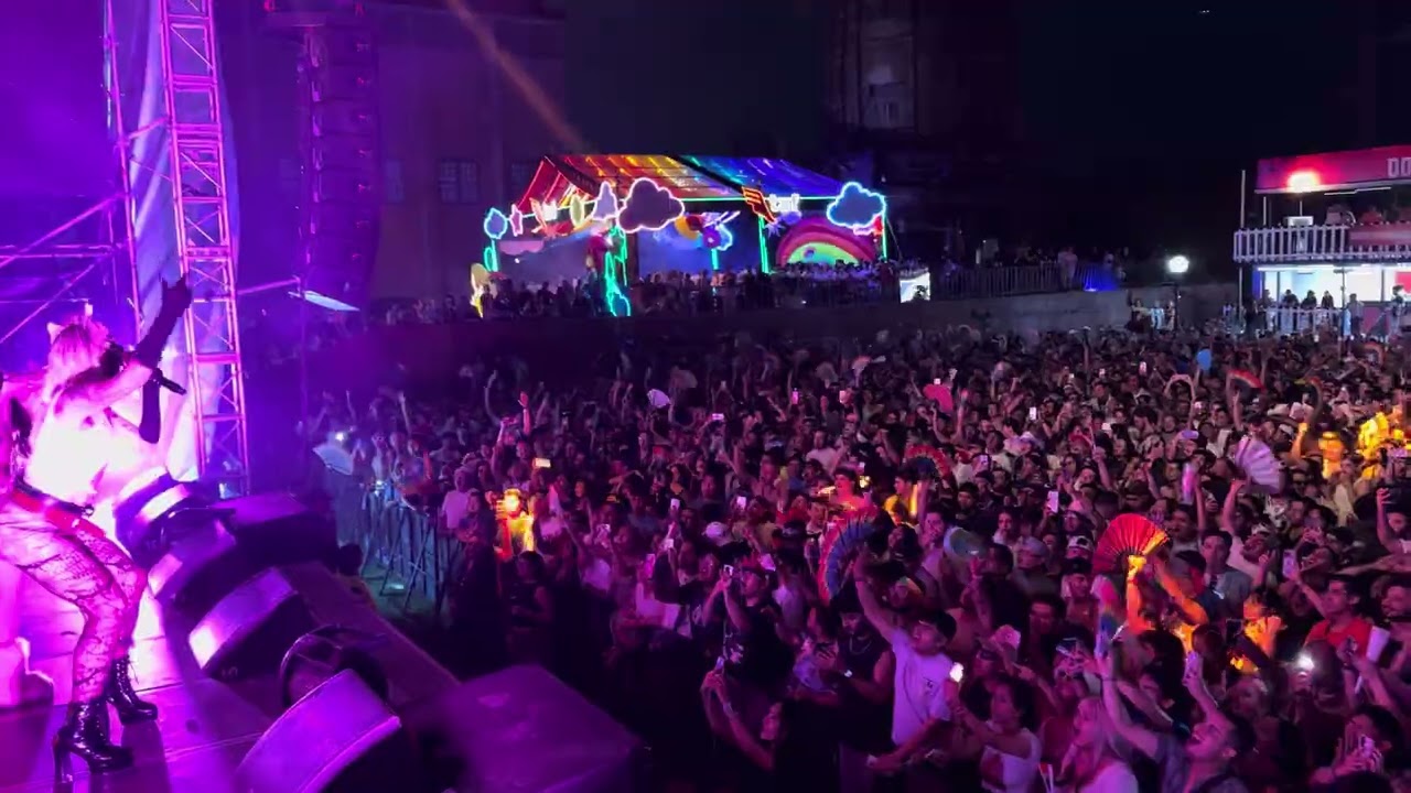 Alexis Mvgler & Bellakath Live in Monterrey