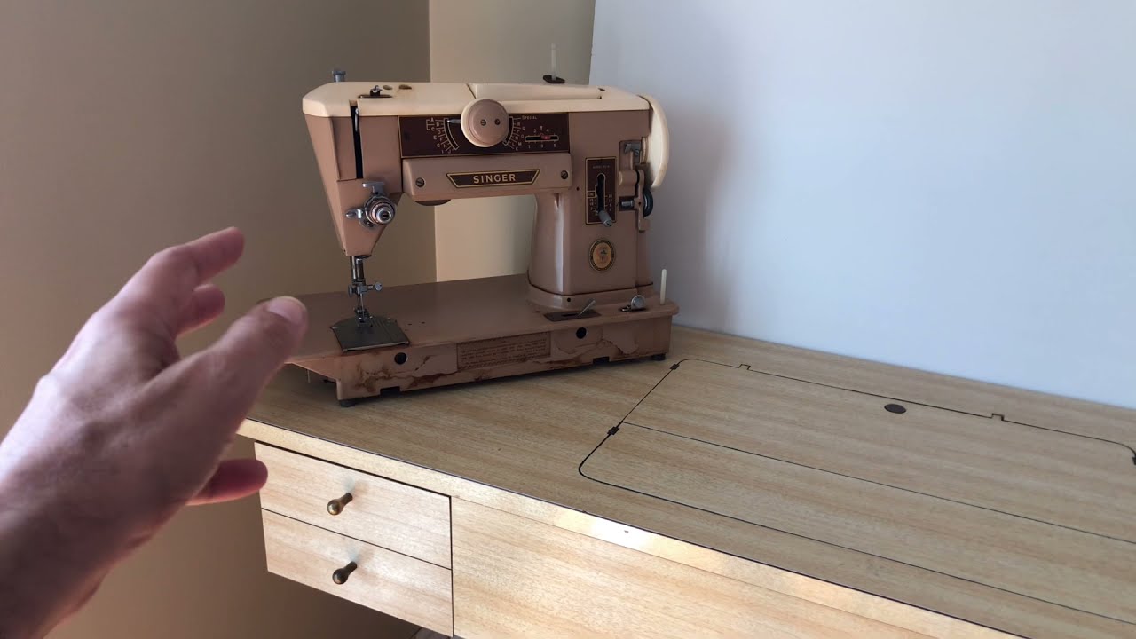 PURCHASING SERIES #31: Just Could'nt Help Myself: A Second Chance at my Favorite Singer Sewing Table