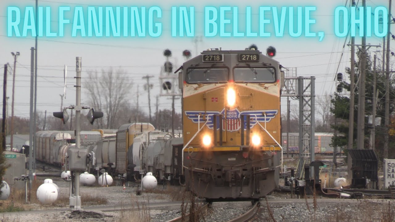 Railfanning Bellevue, Ohio on a Windy Fall Day