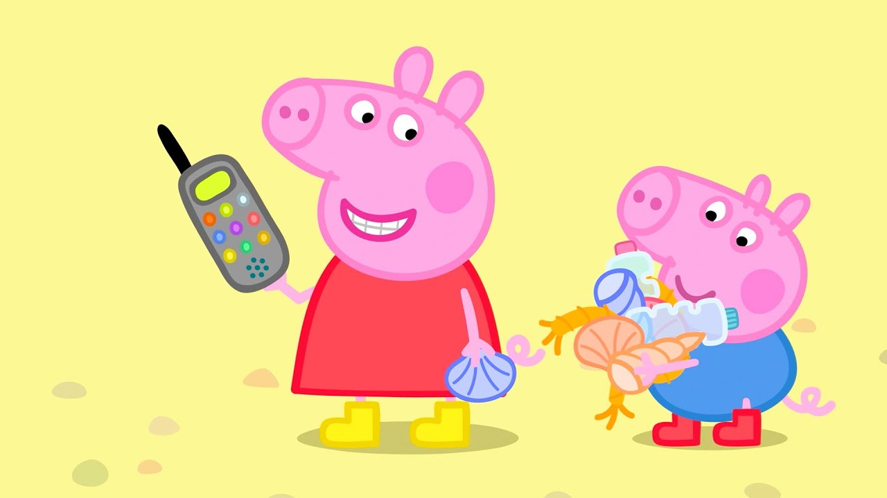 Peppa Pig Finds Sea Treasure 🐷 👑 Playtime With Peppa