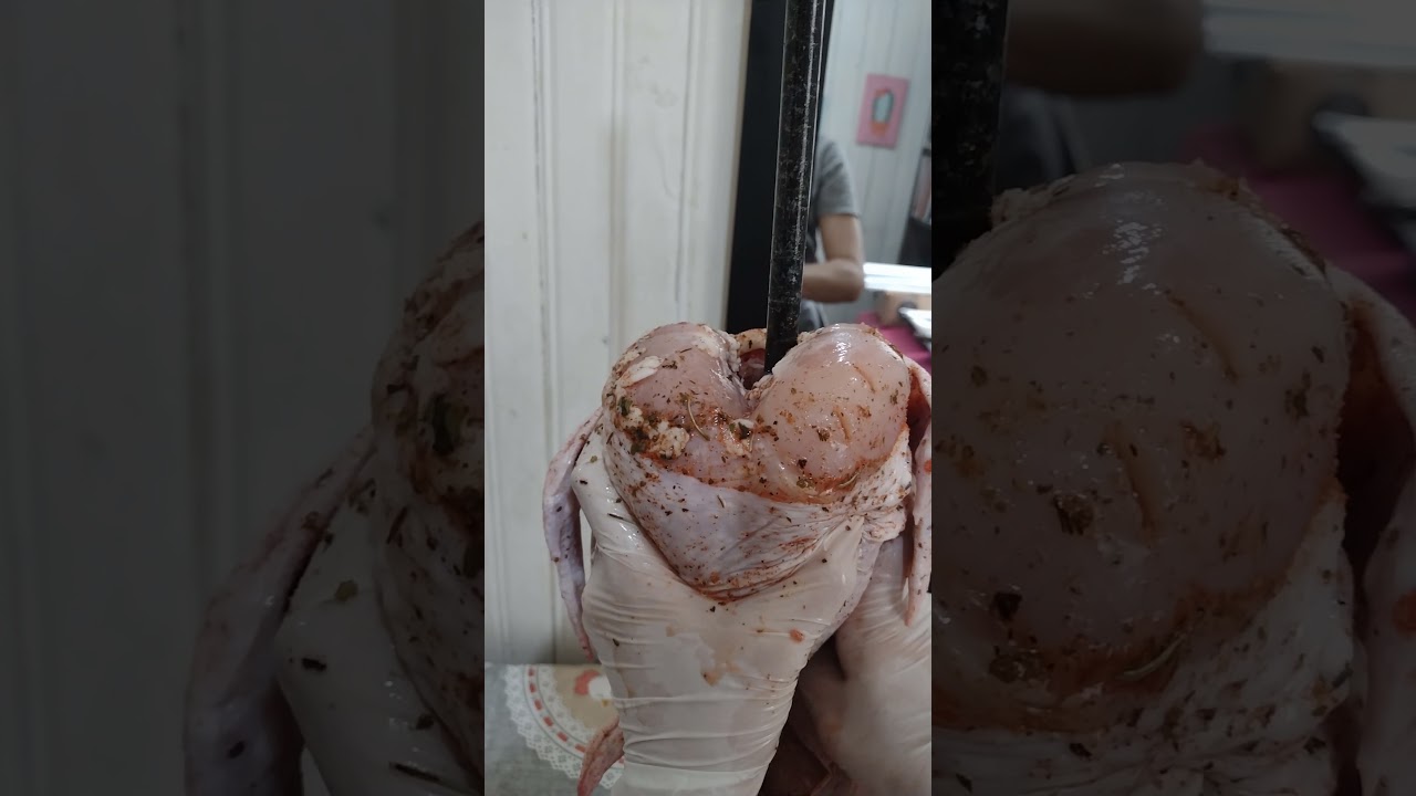 Como espetar frango no espeto da máquina de assar. Passo a Passo