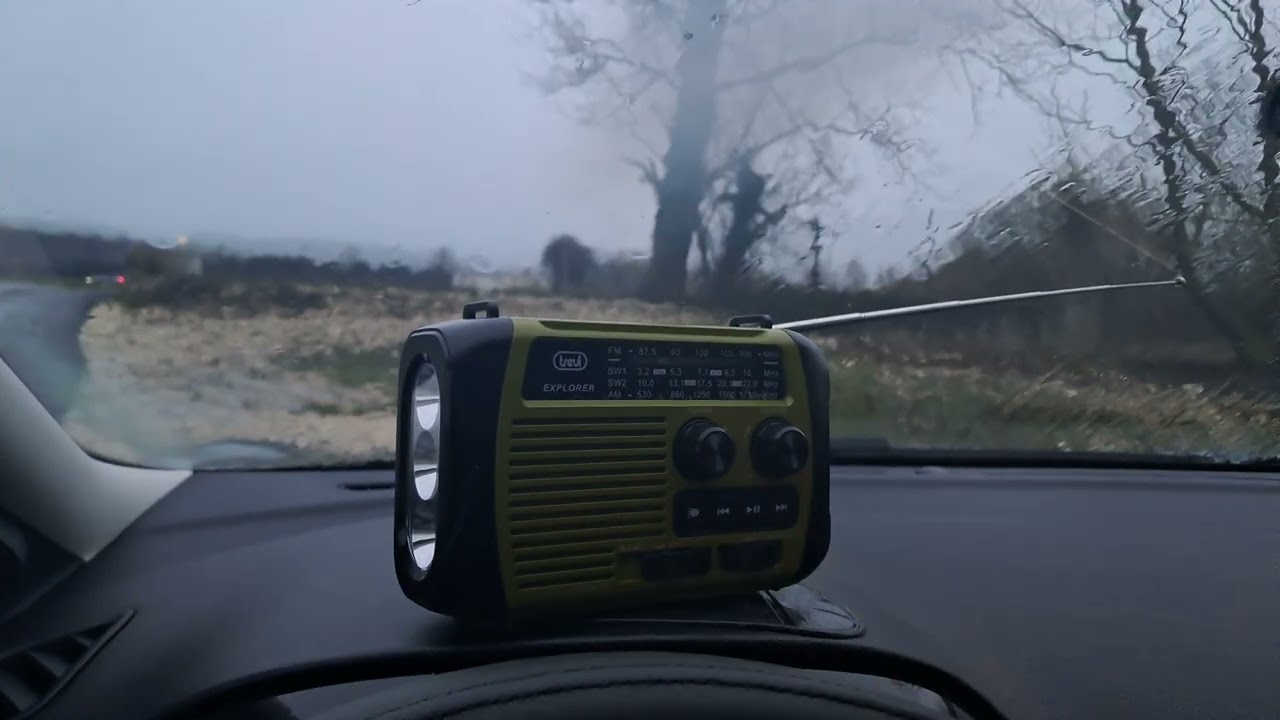 SW surfing sulla radio di emergenza Trevi Explorer