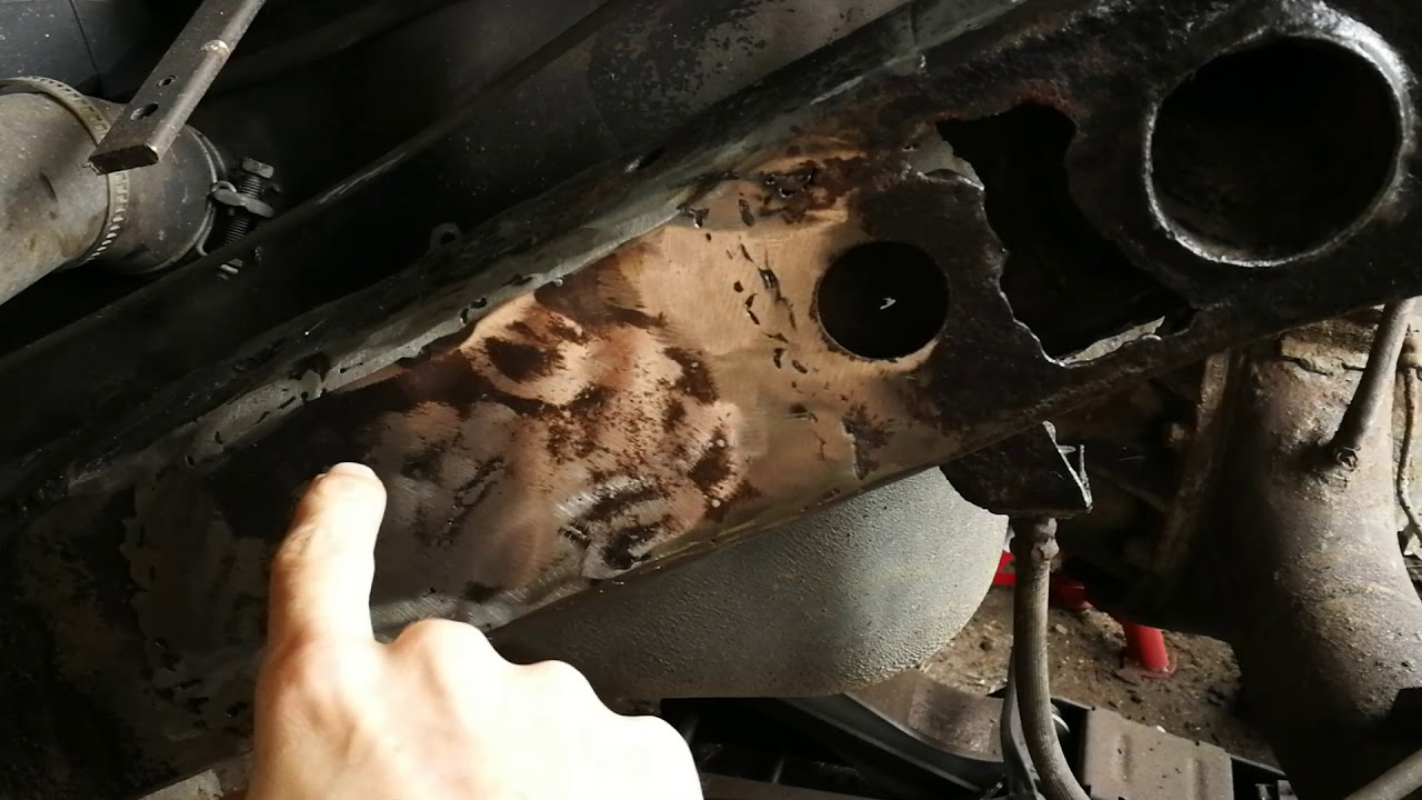 Restauration L200 épisode 1 - rouille perforante sur châssis