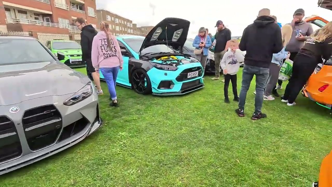 Автосалон тюнингованных автомобилей в Лансинге