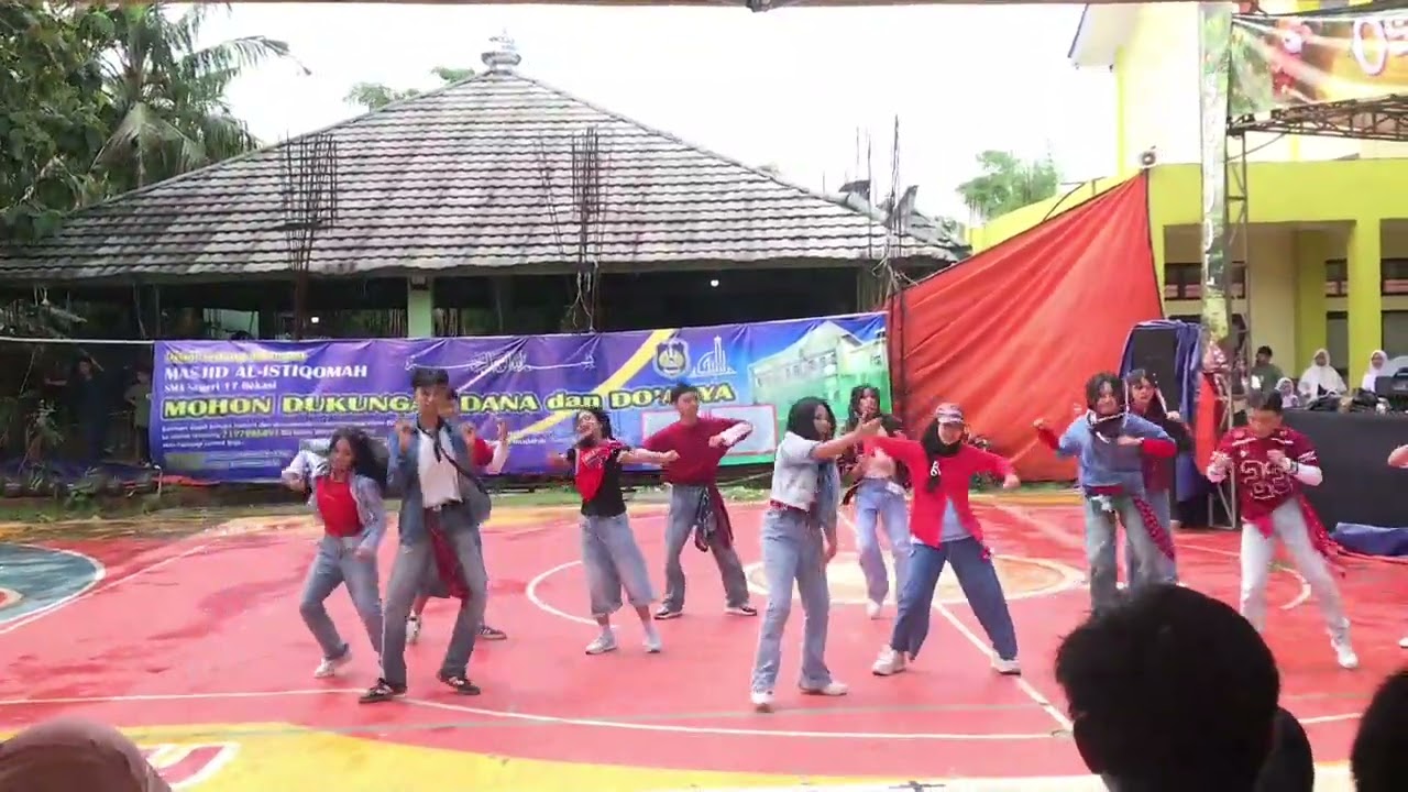 28-01-2026 oscreation (event school anniversary), cover Seventeen - God of Music. Nadya as vernon!