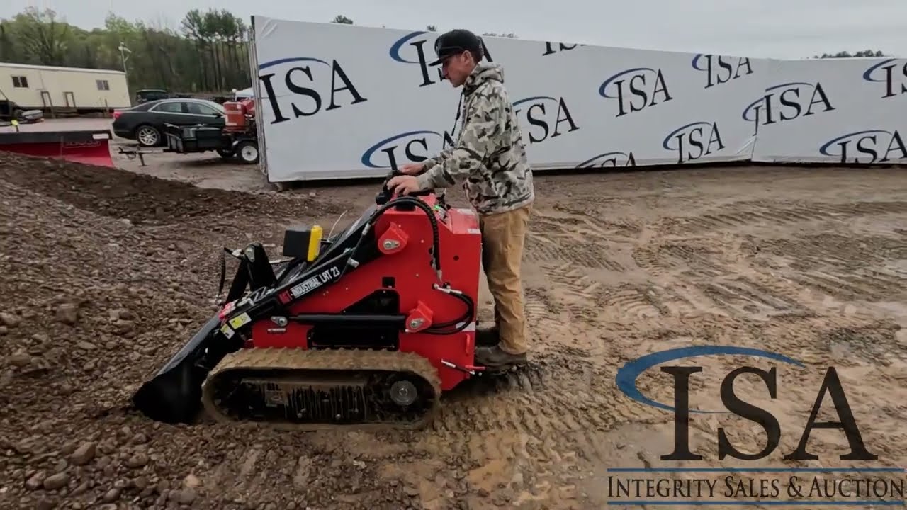 25177 - 2023 AGT LRT 23 Mini Skid Steer Will Be Sold At Auction!