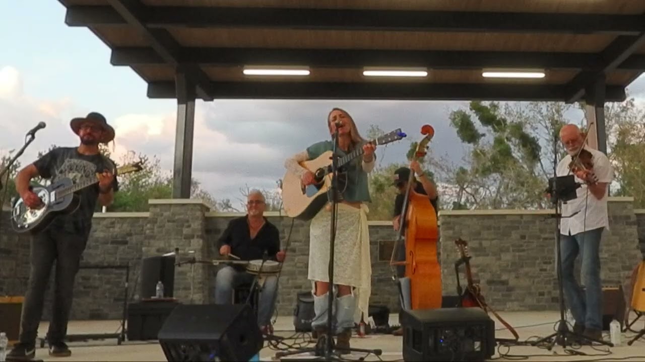 Jake Don't Ride the Brake - Live Americana Folk Rock - Cassie Jean and the Fireflies