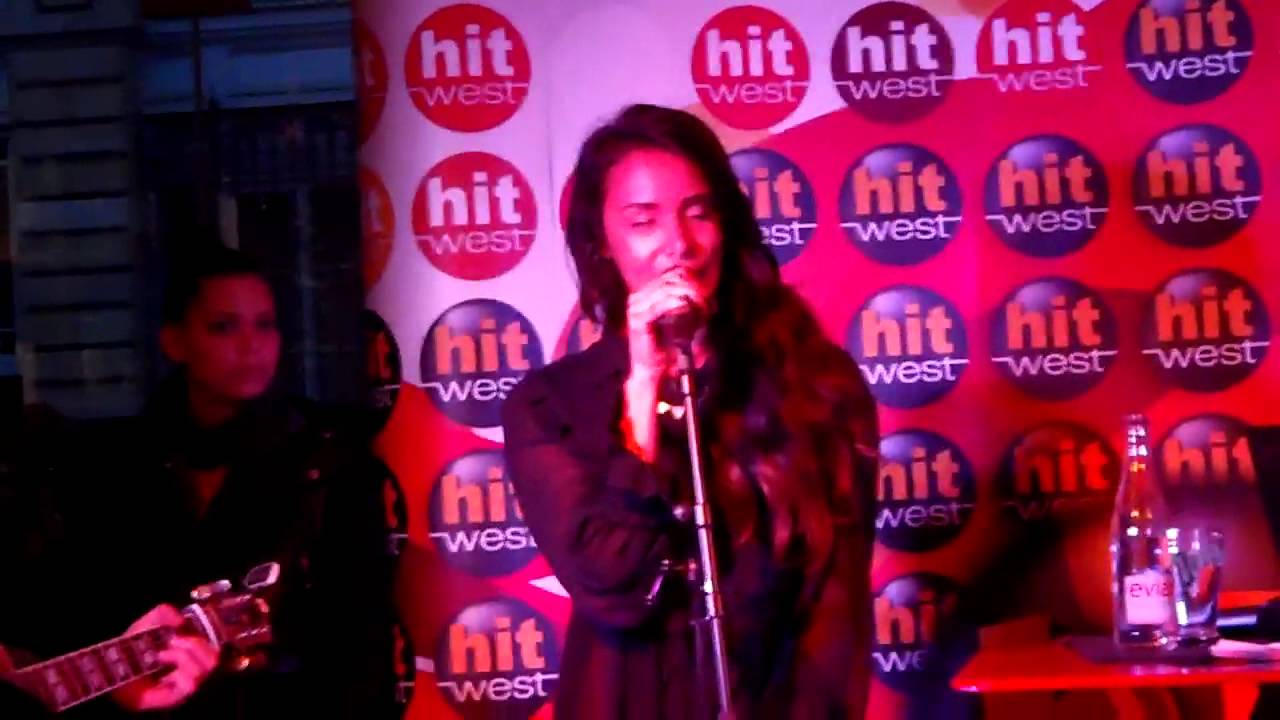 shy'm à rennes avec hit west partie11/11 ( interprète Et Alors! )