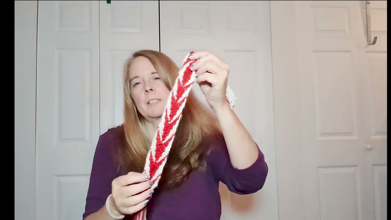 Beginner Arrowhead Finger Weaving
