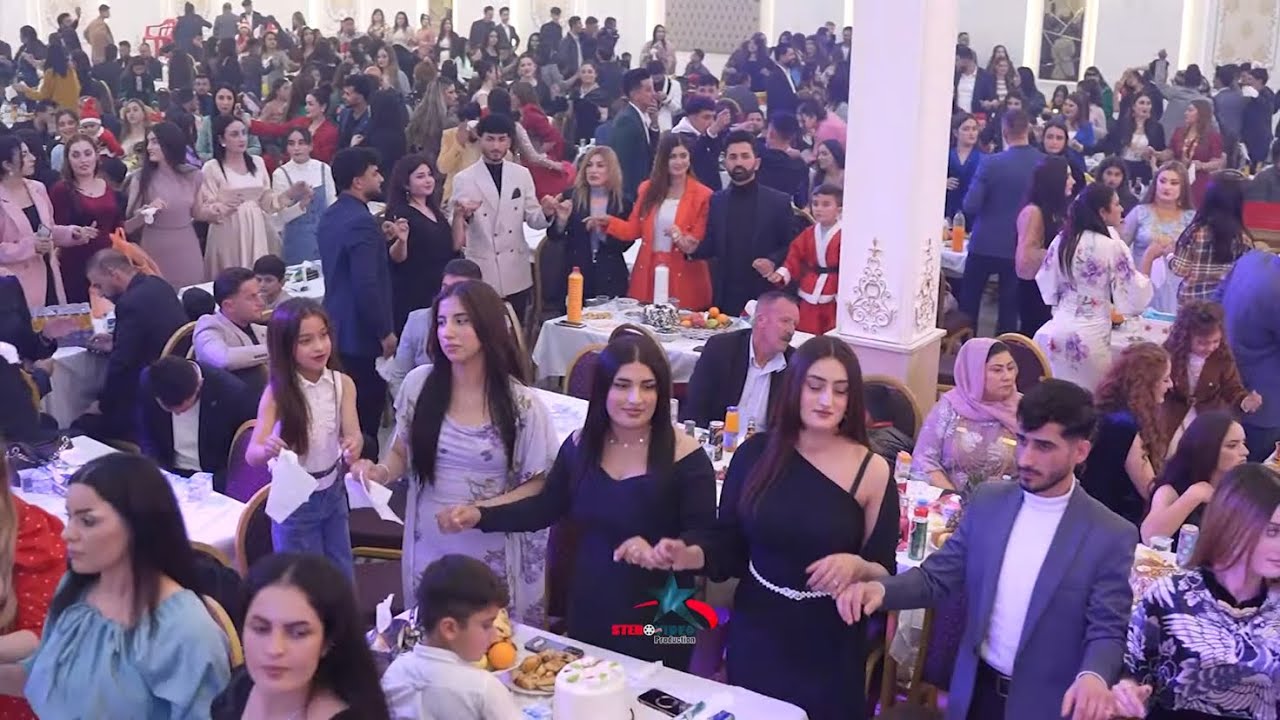 حفلة راس السنه الجديدة  قاعة ورده القوش الفنان خالد مزوري  تصوير ستير فيديو 07504015661 مقطع  1