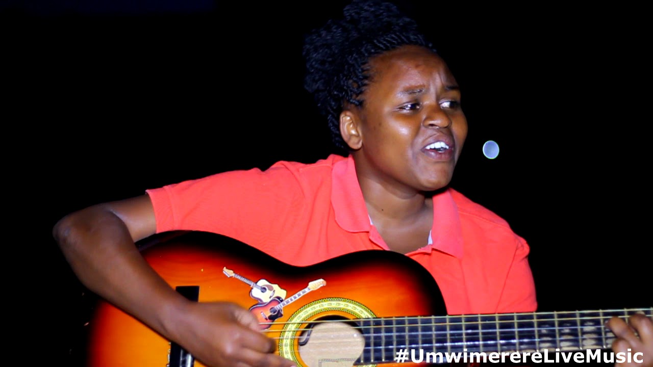 Nkwemereye urukundo by Makanyaga|| Live cover by Celine