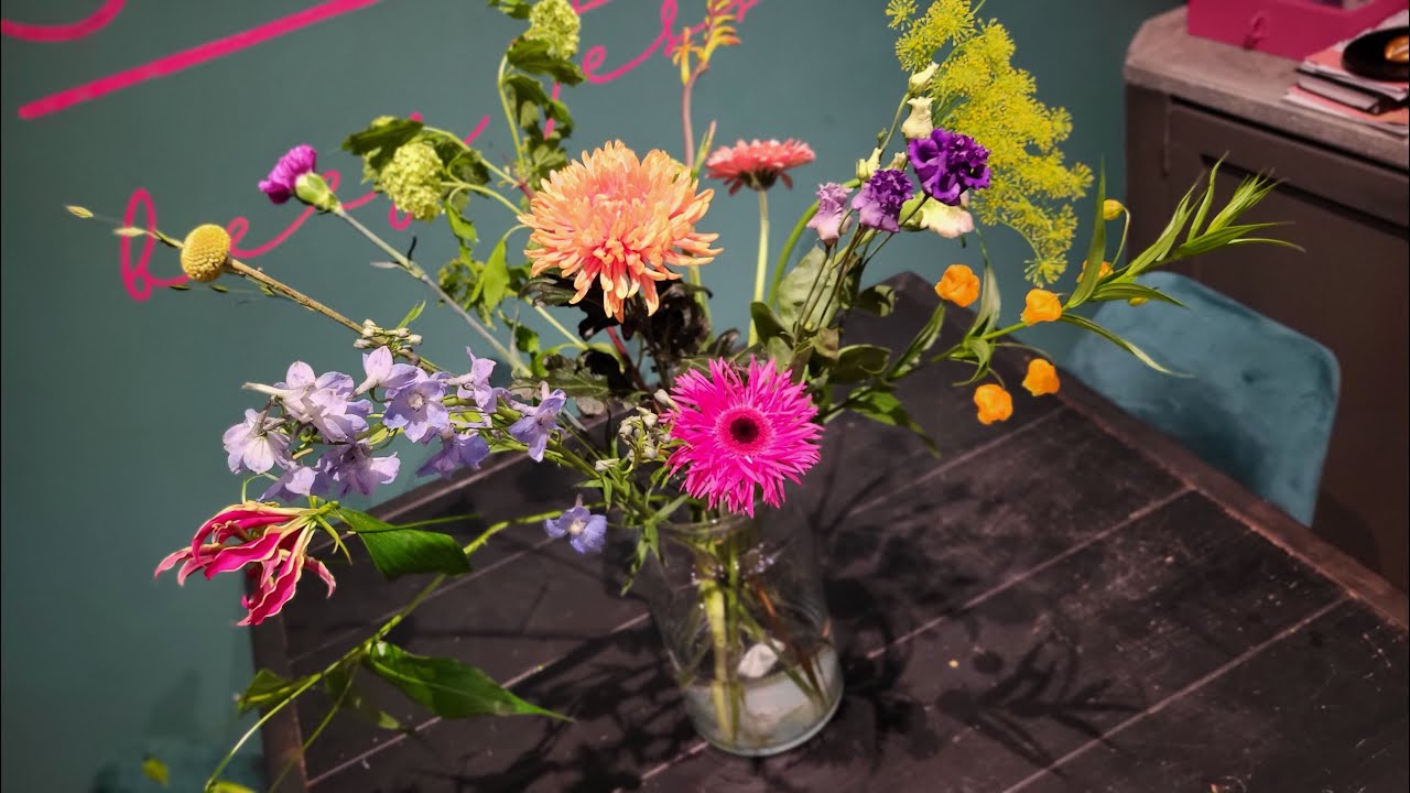 Bloemschikken in de Vaas - Bloemworkshop BloomBeejTess